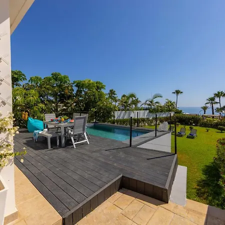 Sunrise Zen Seafront بروتاراس