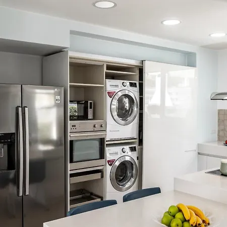 Sunrise Zen Seafront فيلة *