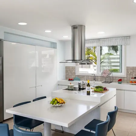 Sunrise Zen Seafront Villa